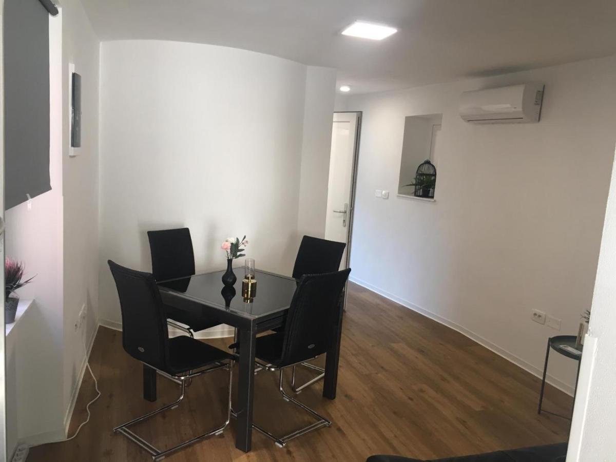 Apartmaji Sara, Izola - Isola 외부 사진